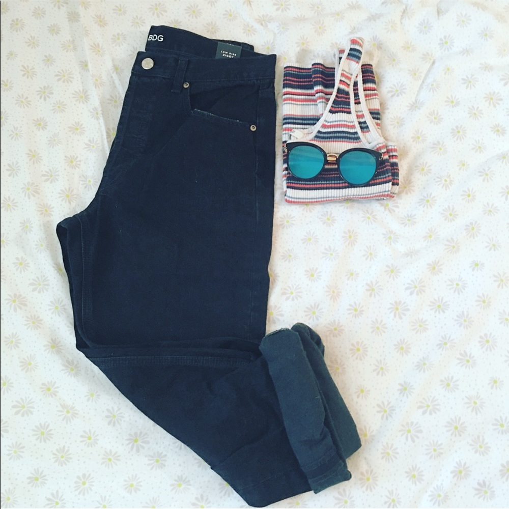 BDG low-rise dark washed ziggy jeans